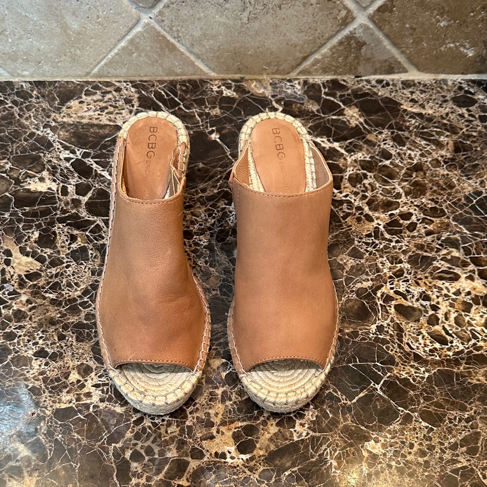 BCBGeneration Tan Espadrille Mule Slides. Size 8